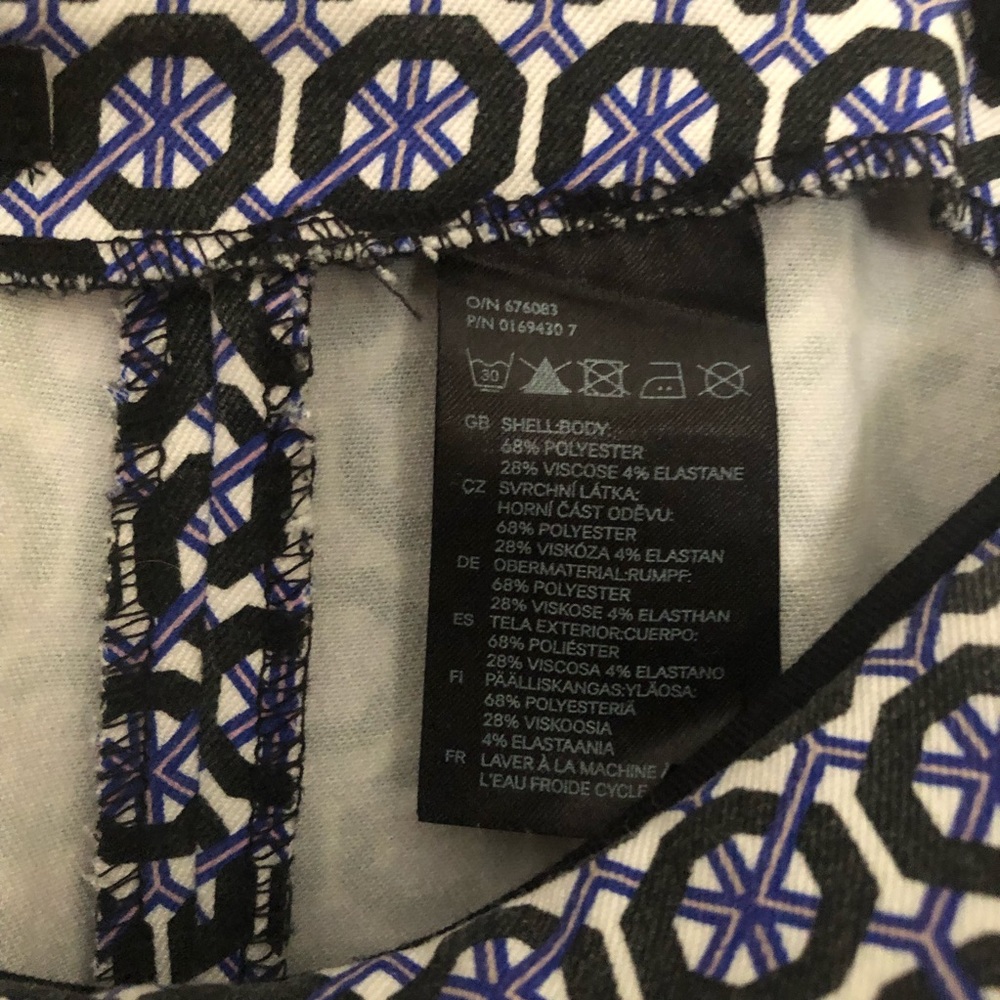 H&M Geometric Octagon Pattern Pointe Pencil Skirt - image 5